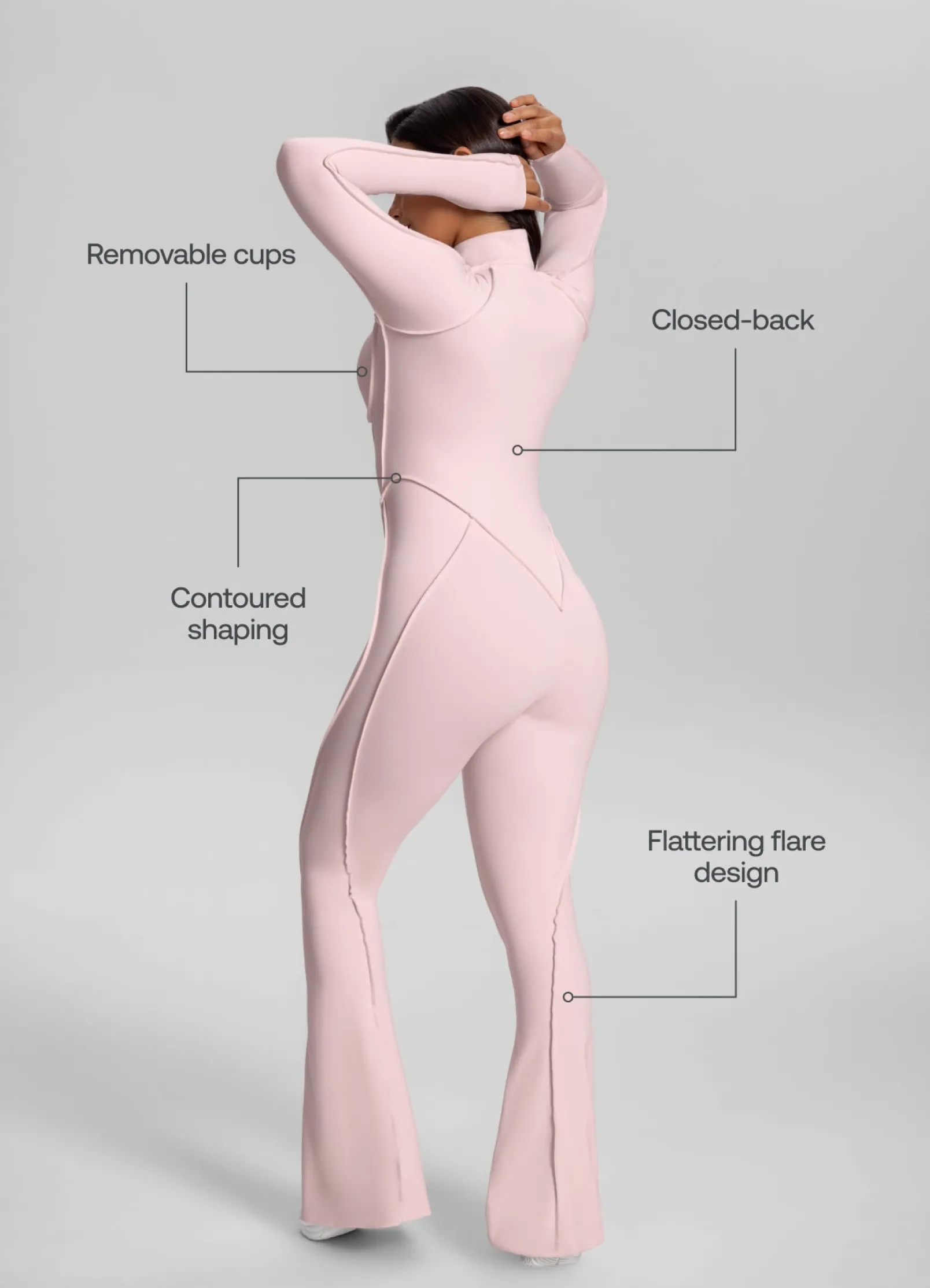 Ausgestellter Catsuit mit geschlossenem Rücken