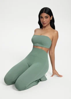 Bandeau-Top mit Rückenverschluss
