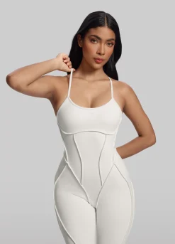 Catsuit mit überkreuzten Trägern