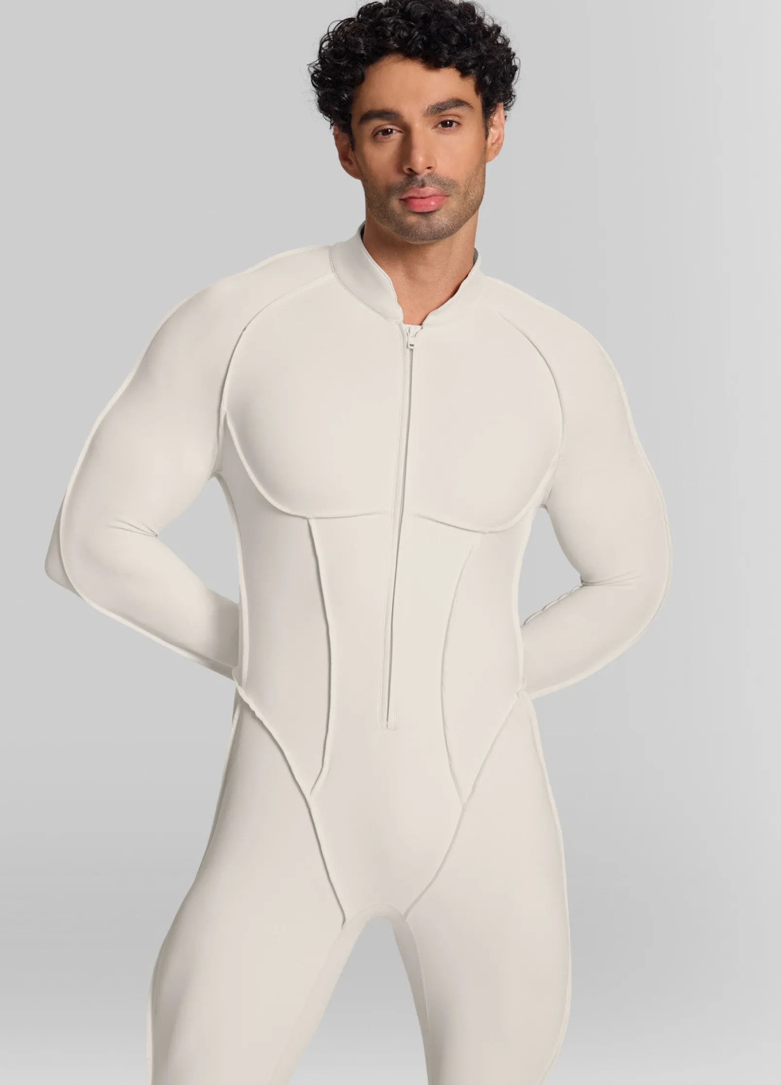 Closed-Back Herosuit