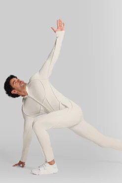 Closed-Back Herosuit