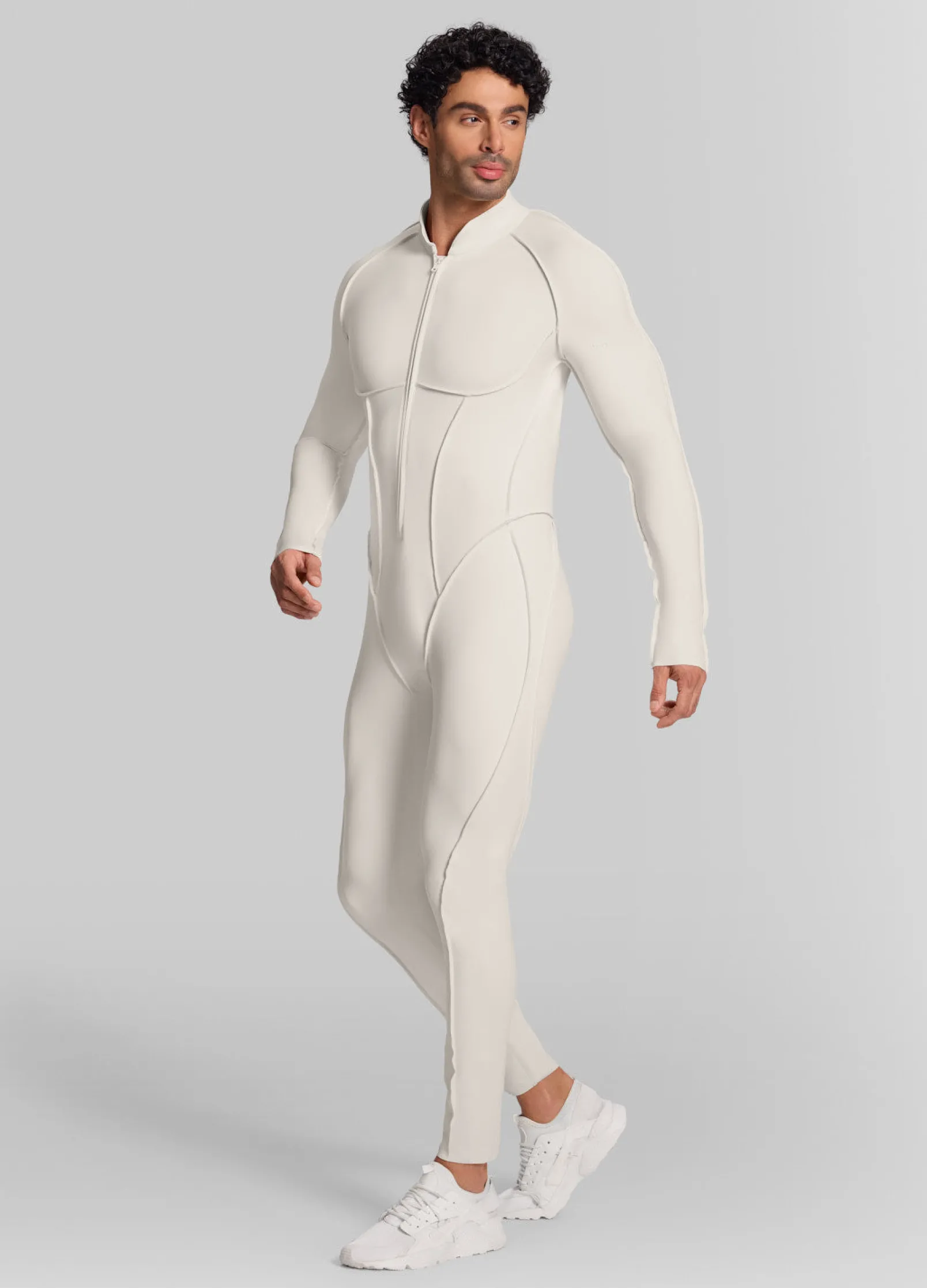 Closed-Back Herosuit