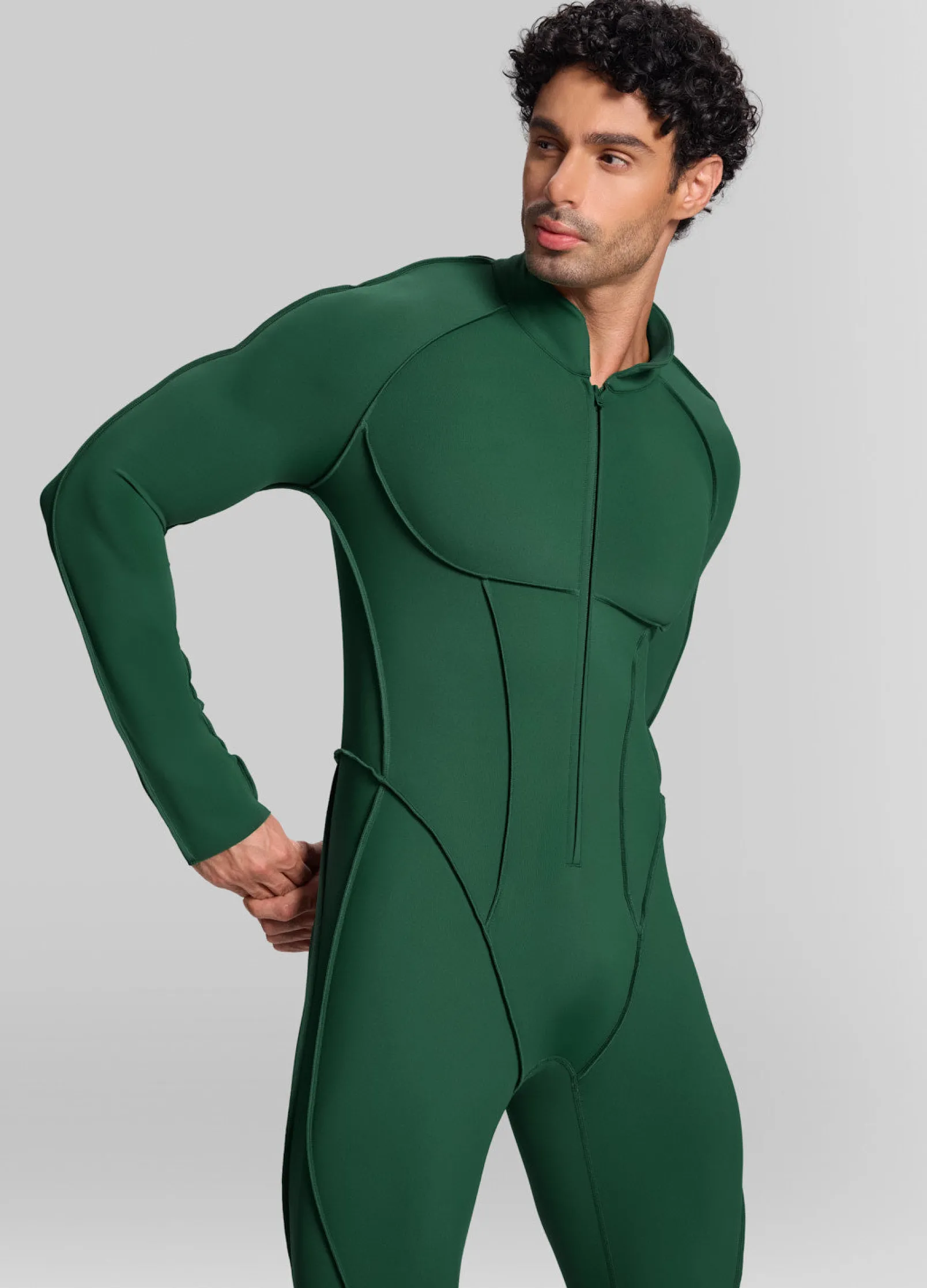 Closed-Back Herosuit