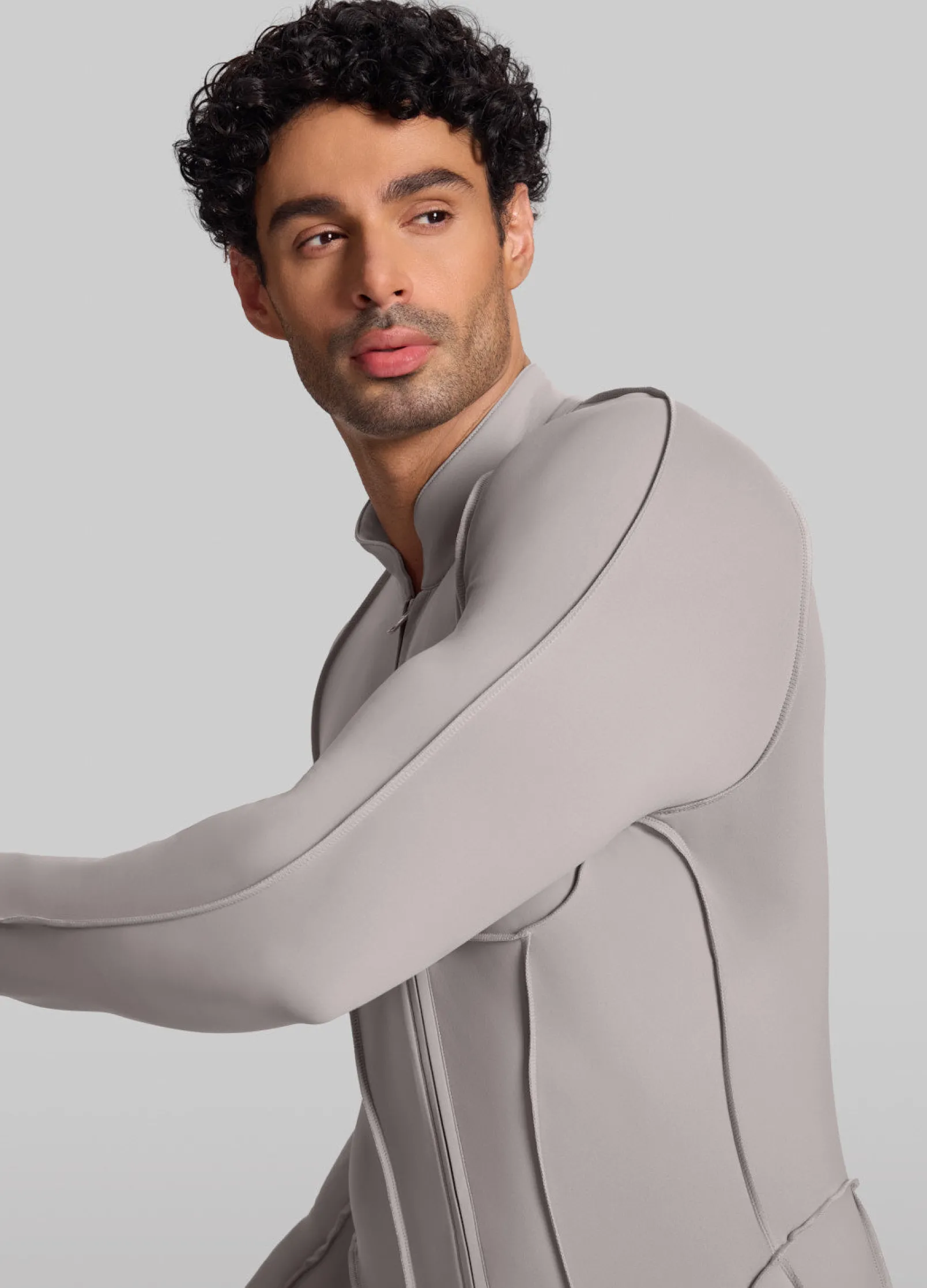 Closed-Back Herosuit