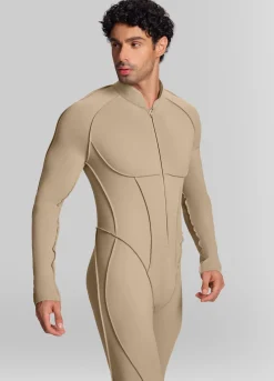 Closed-Back Herosuit
