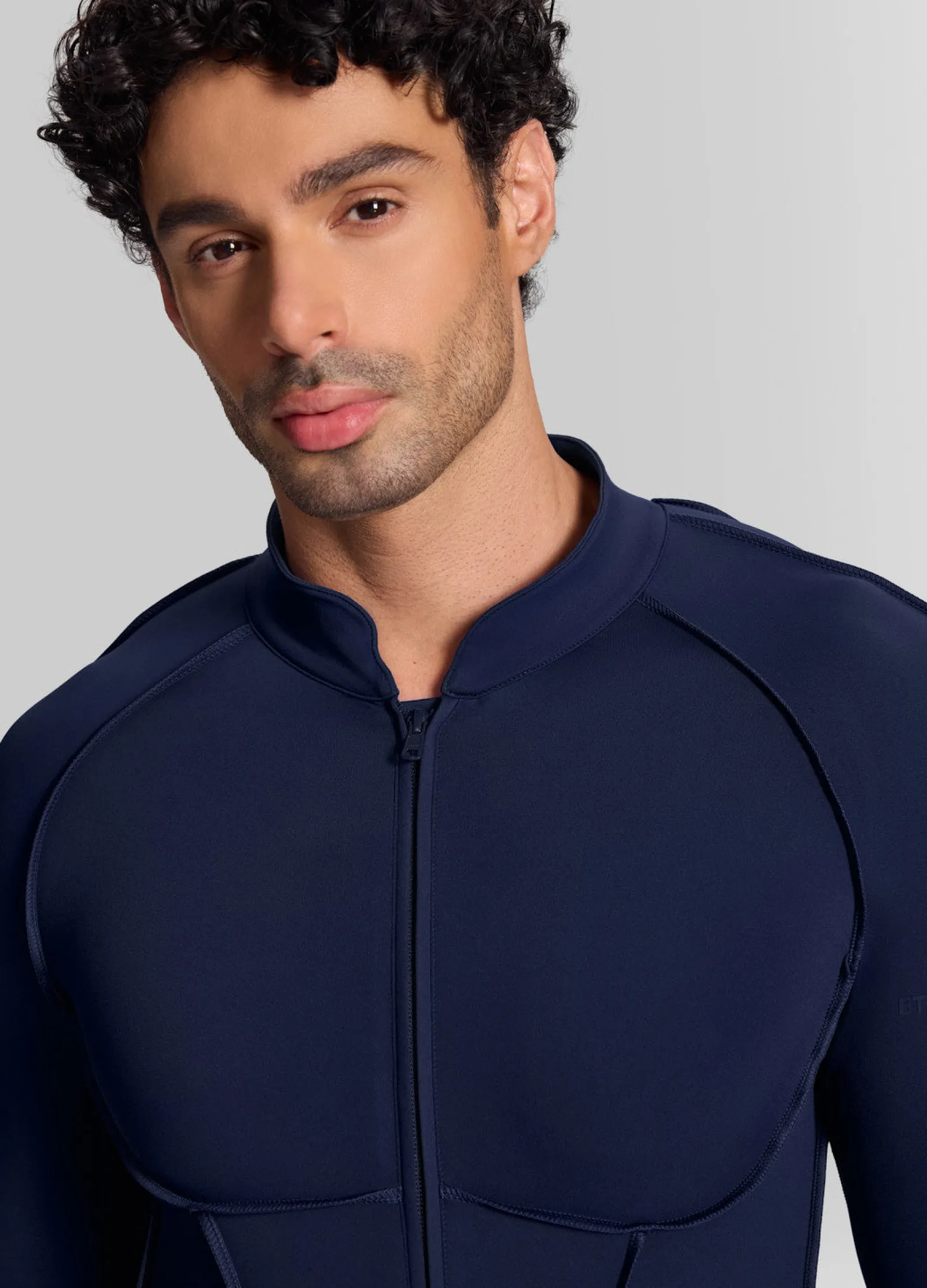 Closed-Back Herosuit