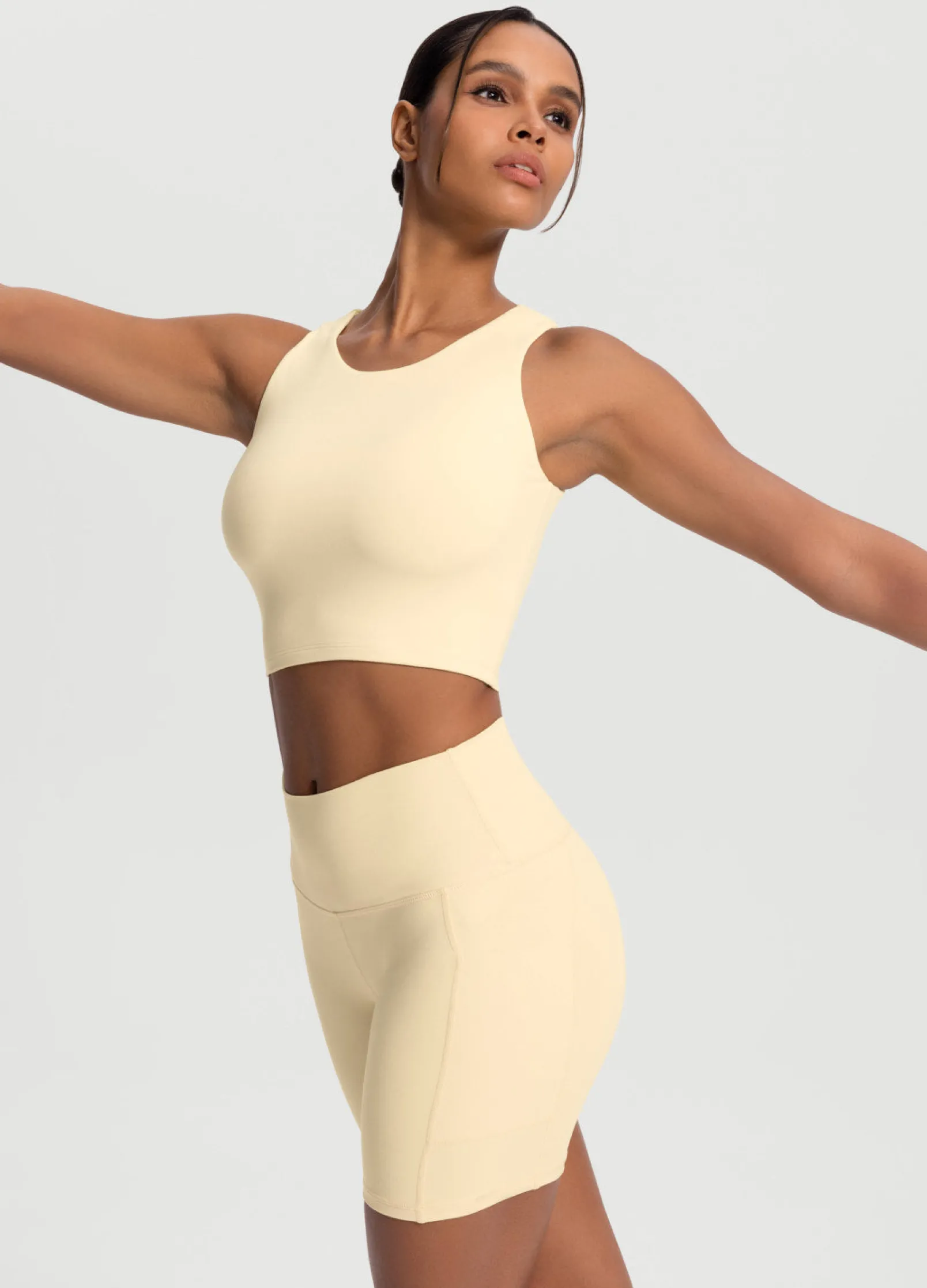 Cropped Tanktop mit hohem Ausschnitt