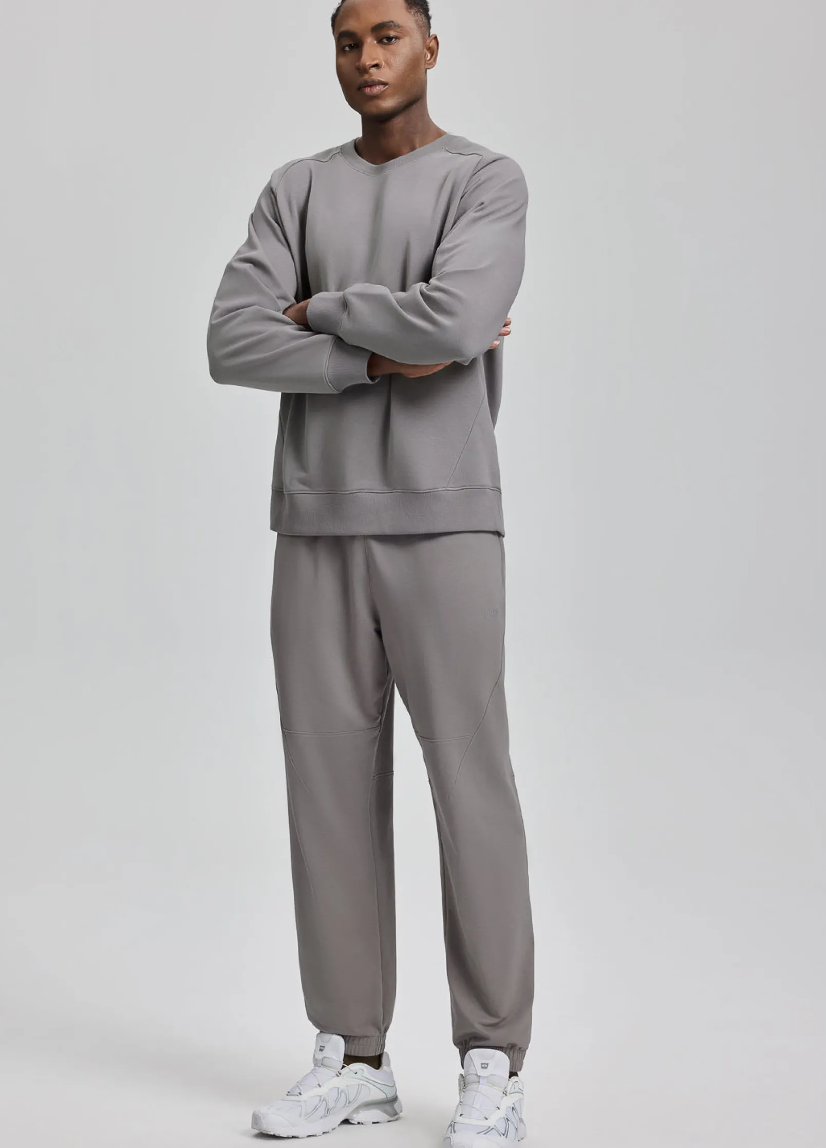 Essential Sweatpants