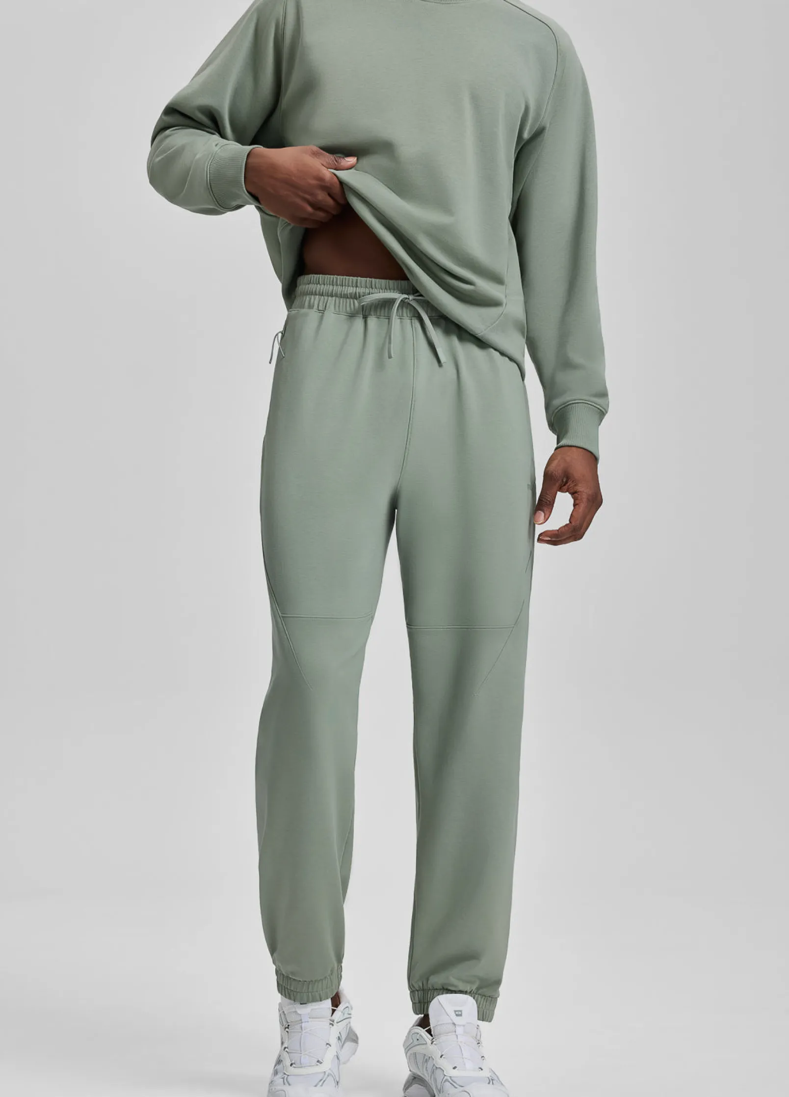 Essential Sweatpants