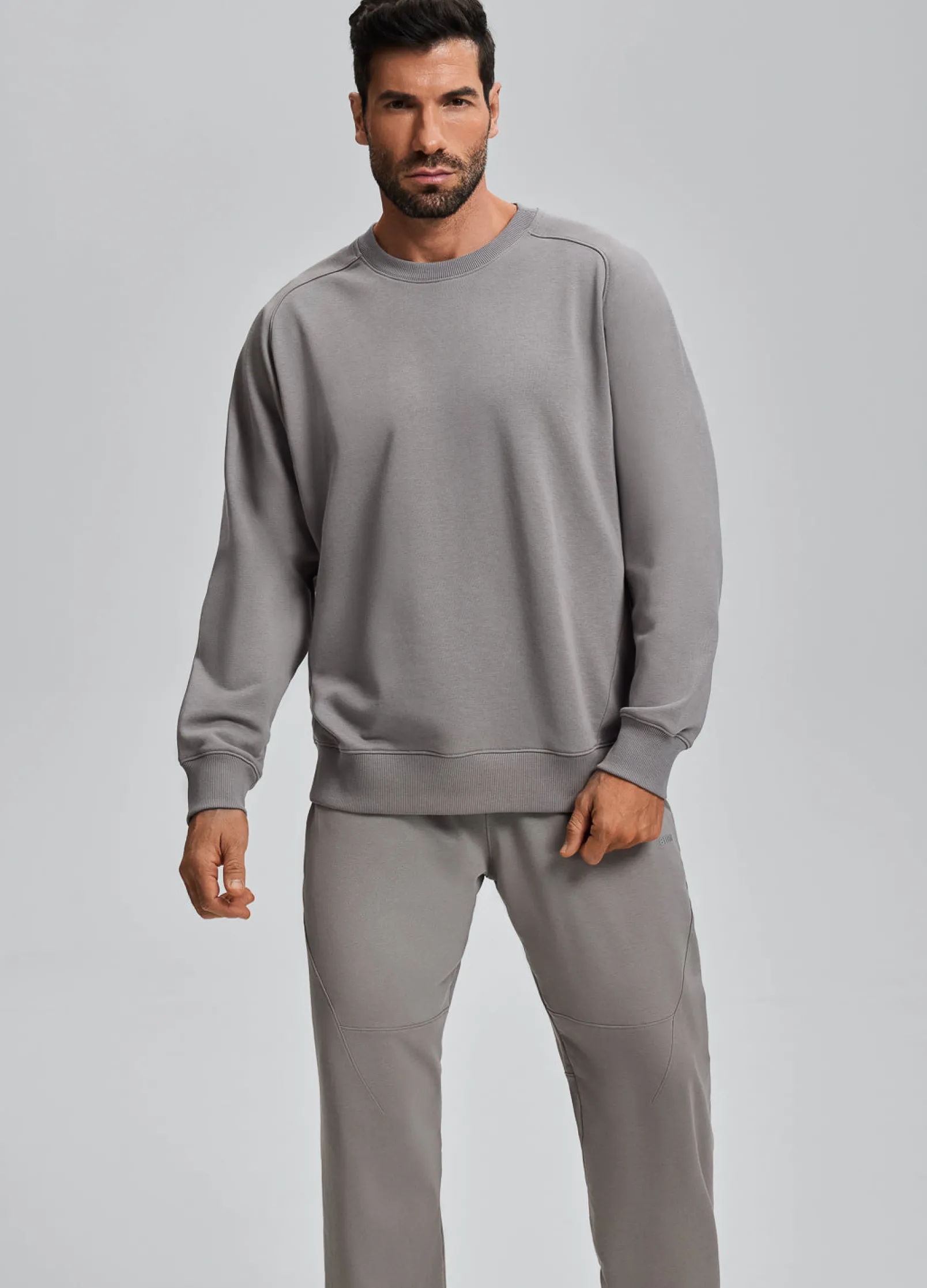 Essential Sweatshirt