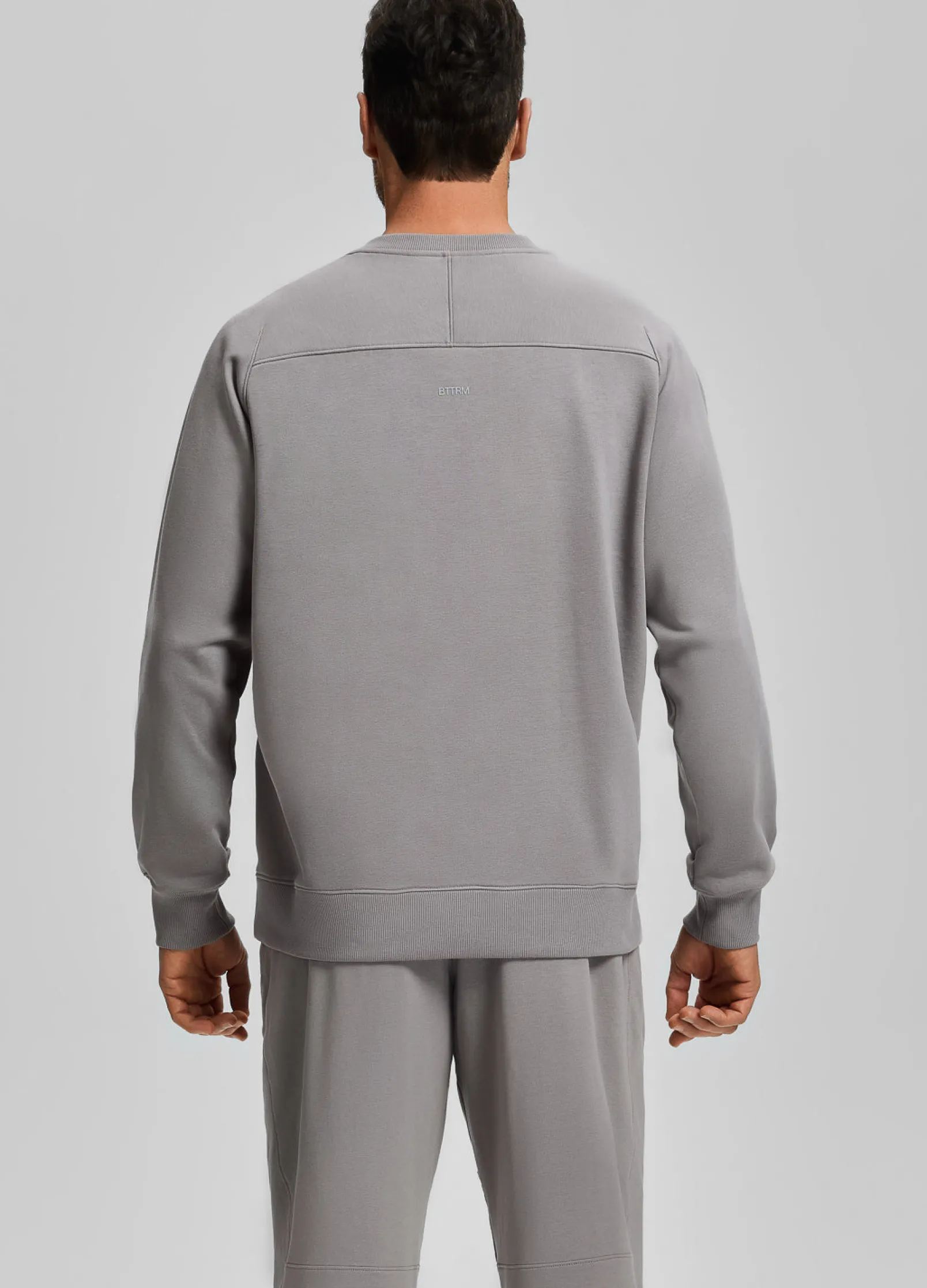 Essential Sweatshirt