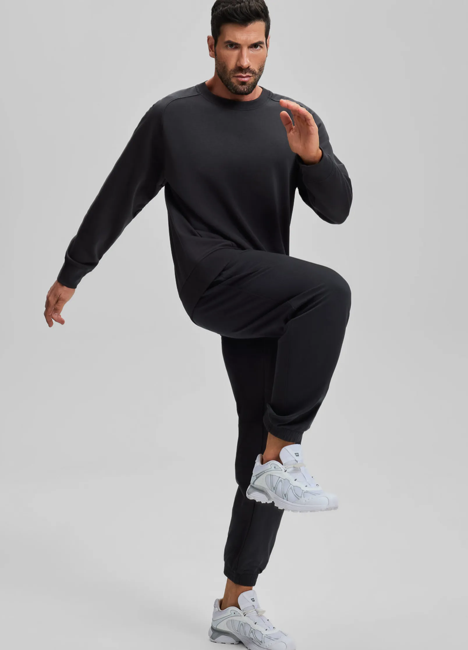 Essential Sweatshirt