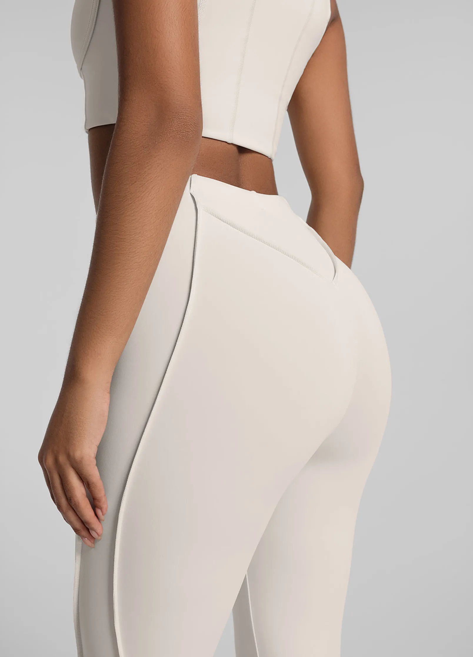 Flared Leggings mit Verlängerungseffekt