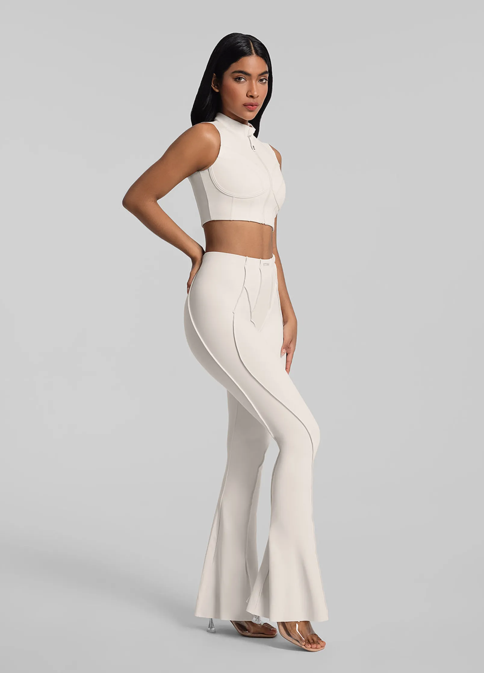 Flared Leggings mit Verlängerungseffekt