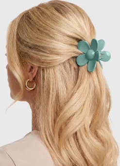 Flower-Shaped Hair Clip