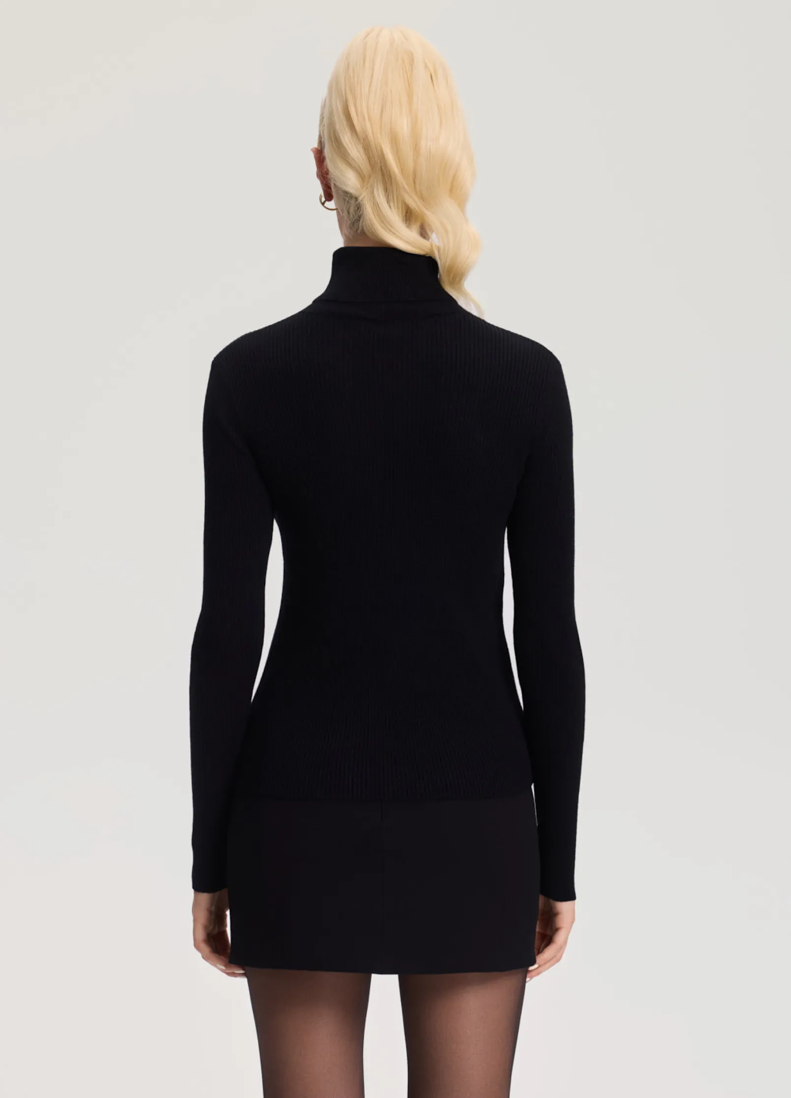 Gerippter Rollkragenpullover aus Wollmischung