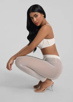 Halbtransparente High-Waist-Leggings