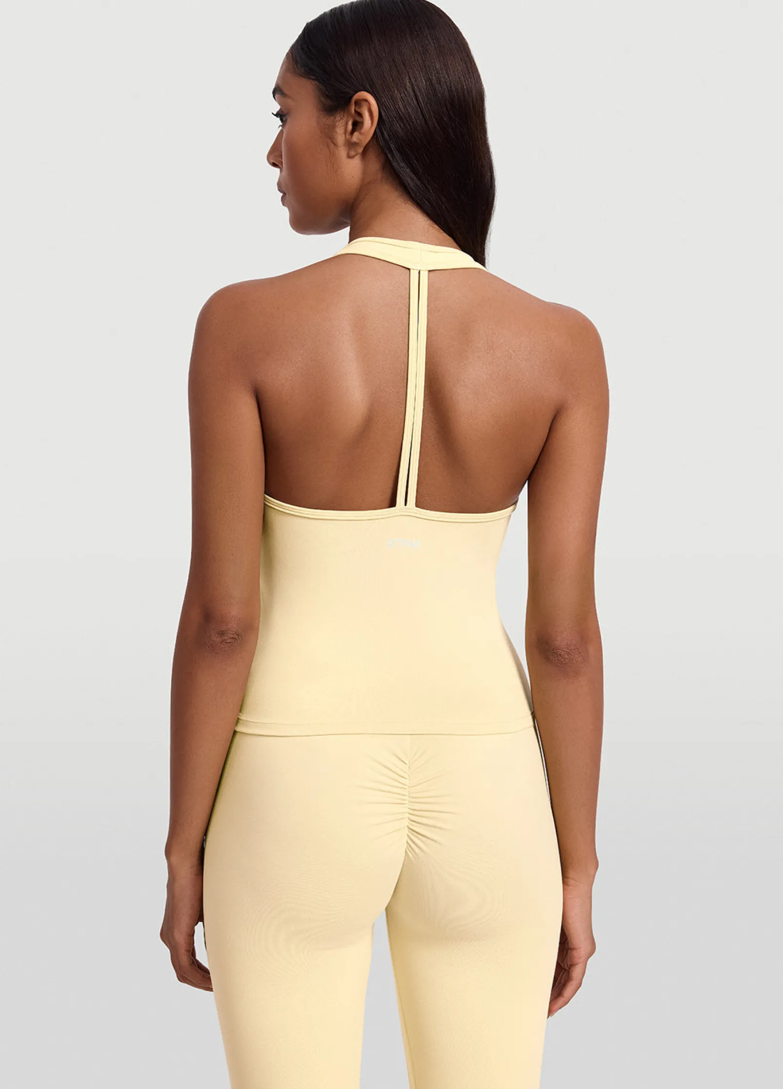 Halter-Top mit offenem Rücken