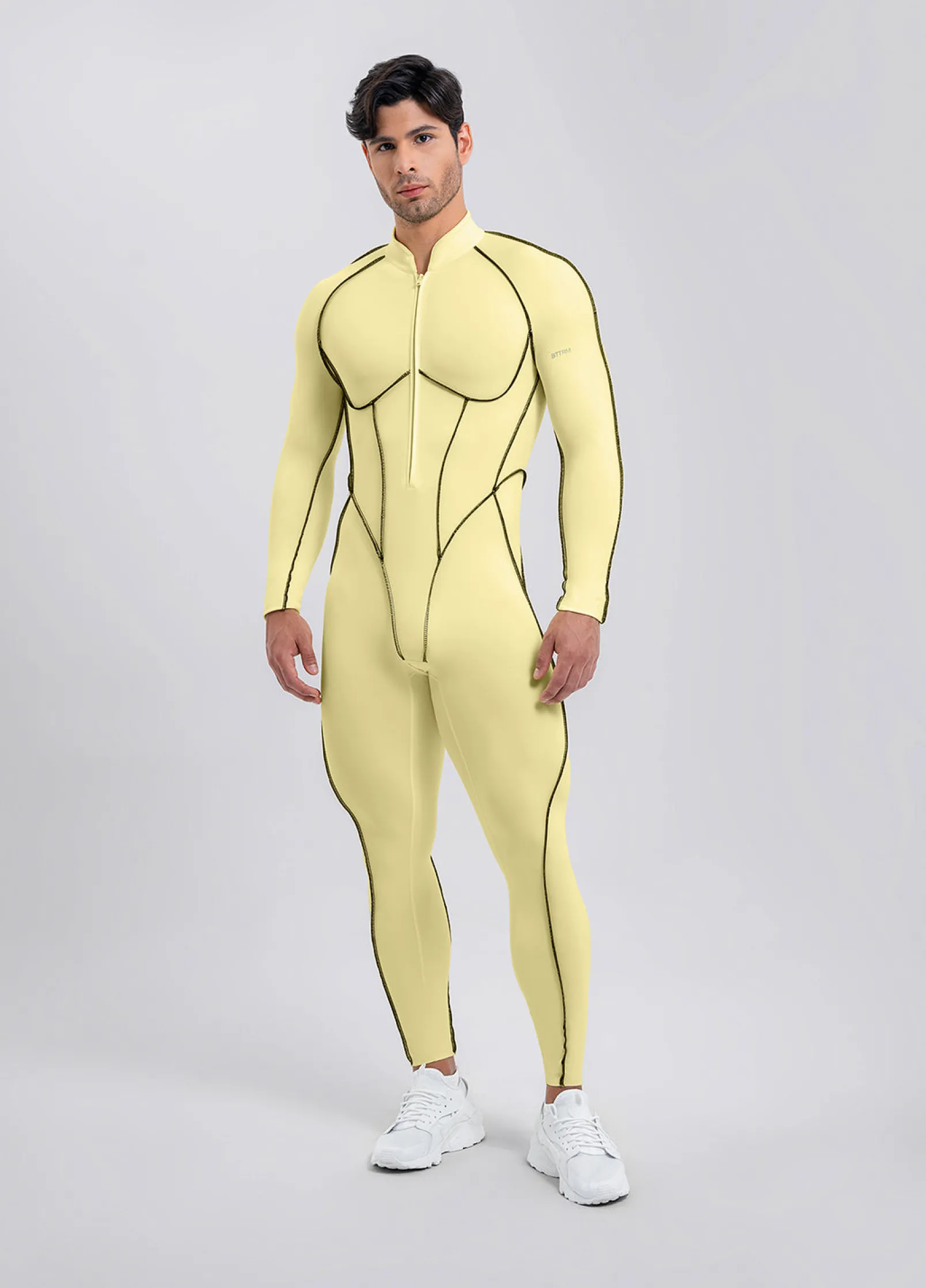 Herosuit mit Konturnähten