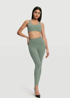 High-Waisted Stirrup