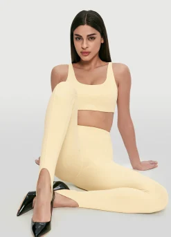 High-Waisted Stirrup