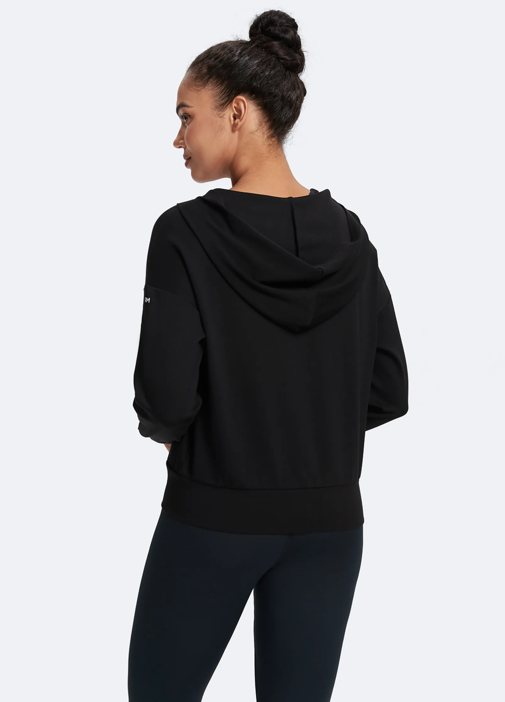 Klassisch geschnittener Kapuzenpullover
