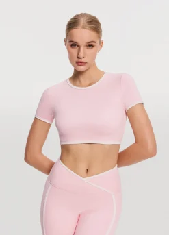 Kurz geschnittenes T-Shirt