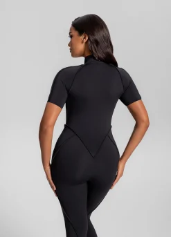 Kurzärmeliger Catsuit mit geschlossenem Rücken