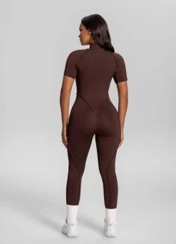 Kurzärmeliger Catsuit mit geschlossenem Rücken
