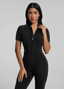 Kurzärmliger Catsuit in voller Länge