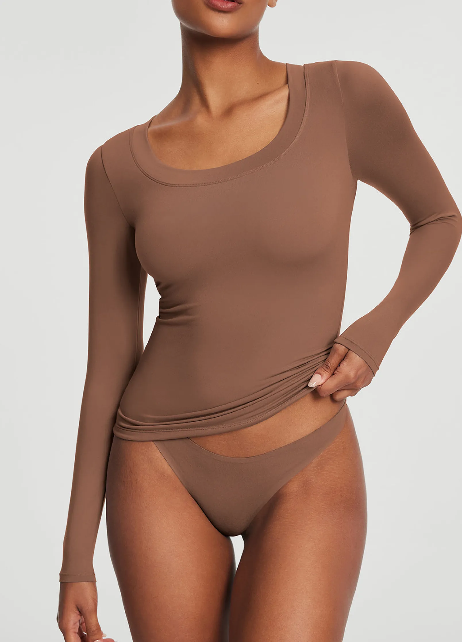 Langarmshirt mit U-Ausschnitt