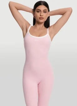Langer Jumpsuit mit schmalen Trägern