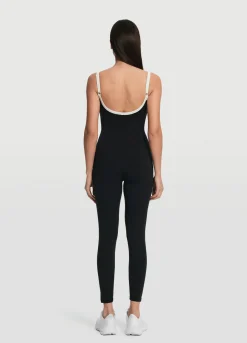 Langer Jumpsuit mit schmalen Trägern