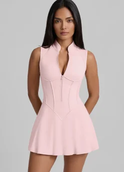 Mini-Kleid mit Konturnähten und geschlossenem Rücken