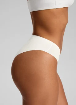Nahtloser Bikini mit mittlerer Leibhöhe
