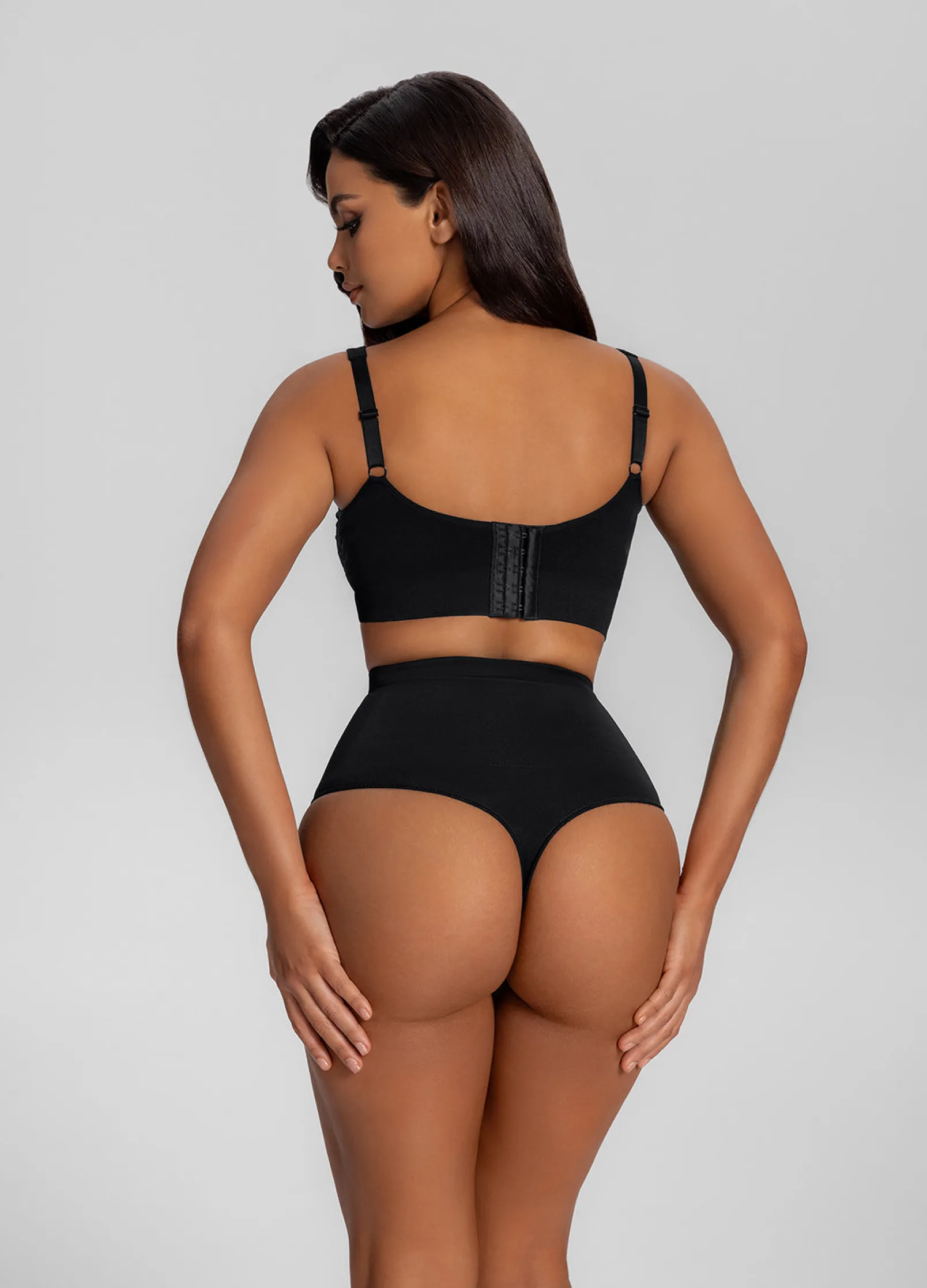 Nahtloser hoch taillierter Shapewear-String
