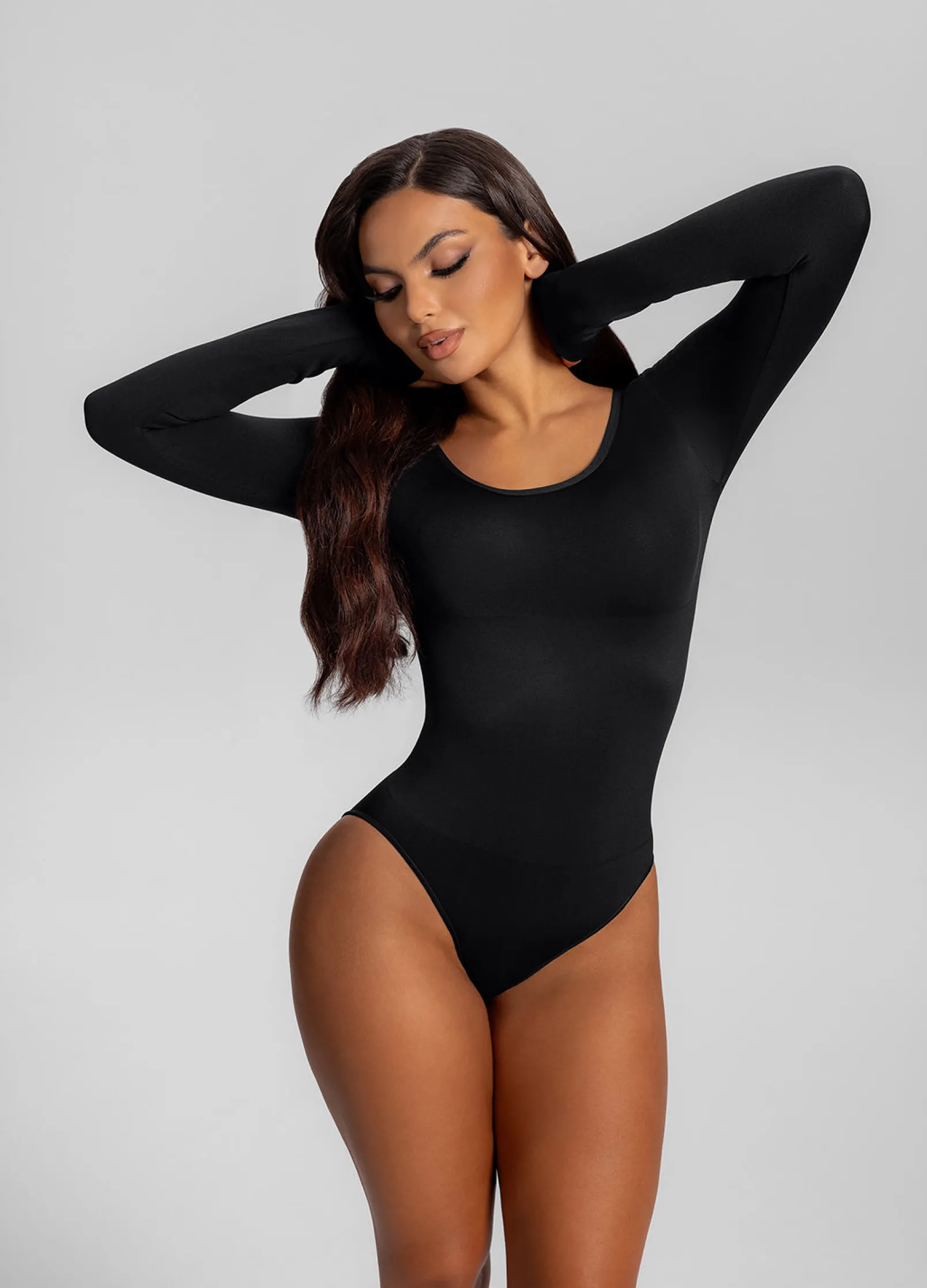 Nahtloser langärmeliger Shapewear-Body