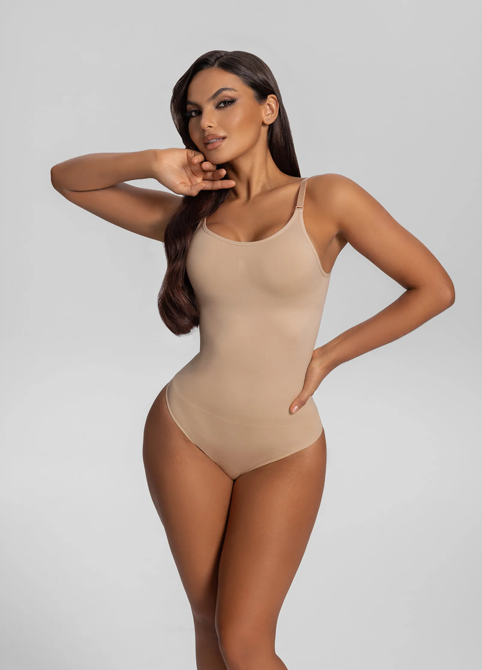 Nahtloser Shapewear-Body mit Trägern