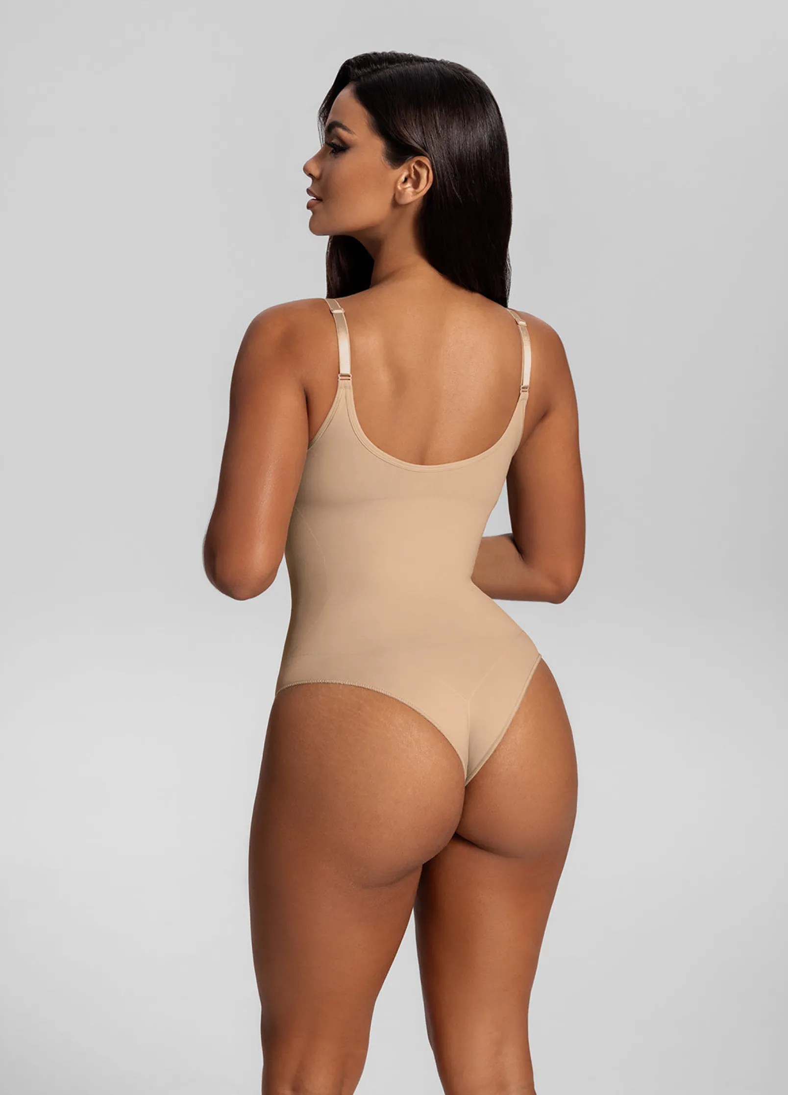 Nahtloser Shapewear-Body mit Trägern