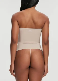 Naht- und trägerloses Top