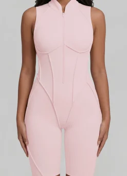 Ärmelloser Shorts-Catsuit mit geschlossenem Rücken