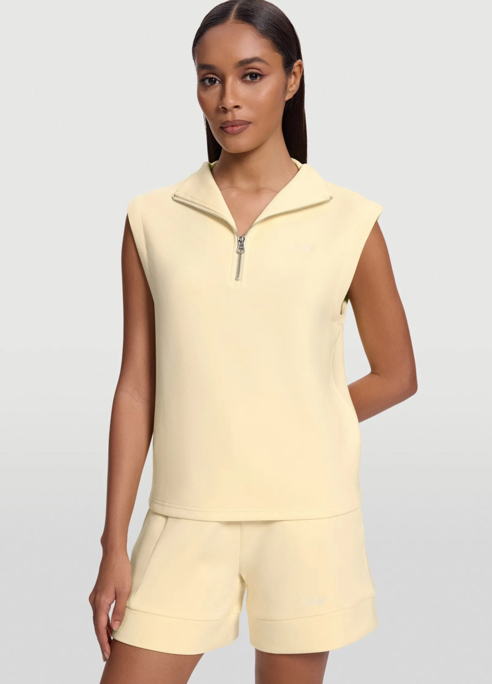 Ärmelloses Sweatshirt mit Half-Zip
