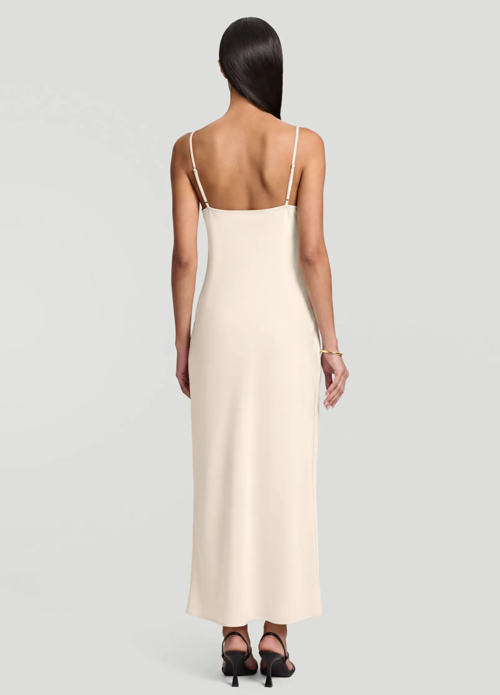 Satin-Maxikleid im Slip-Stil