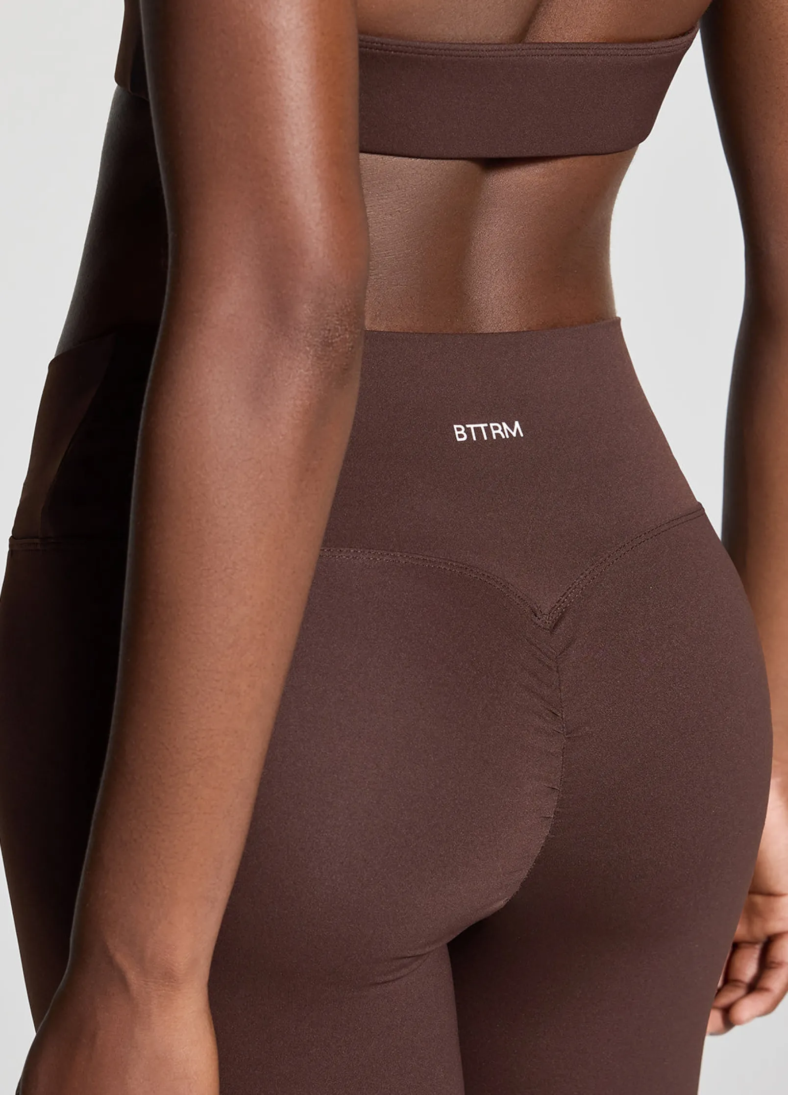 Scrunch-Leggings mit V-Bund
