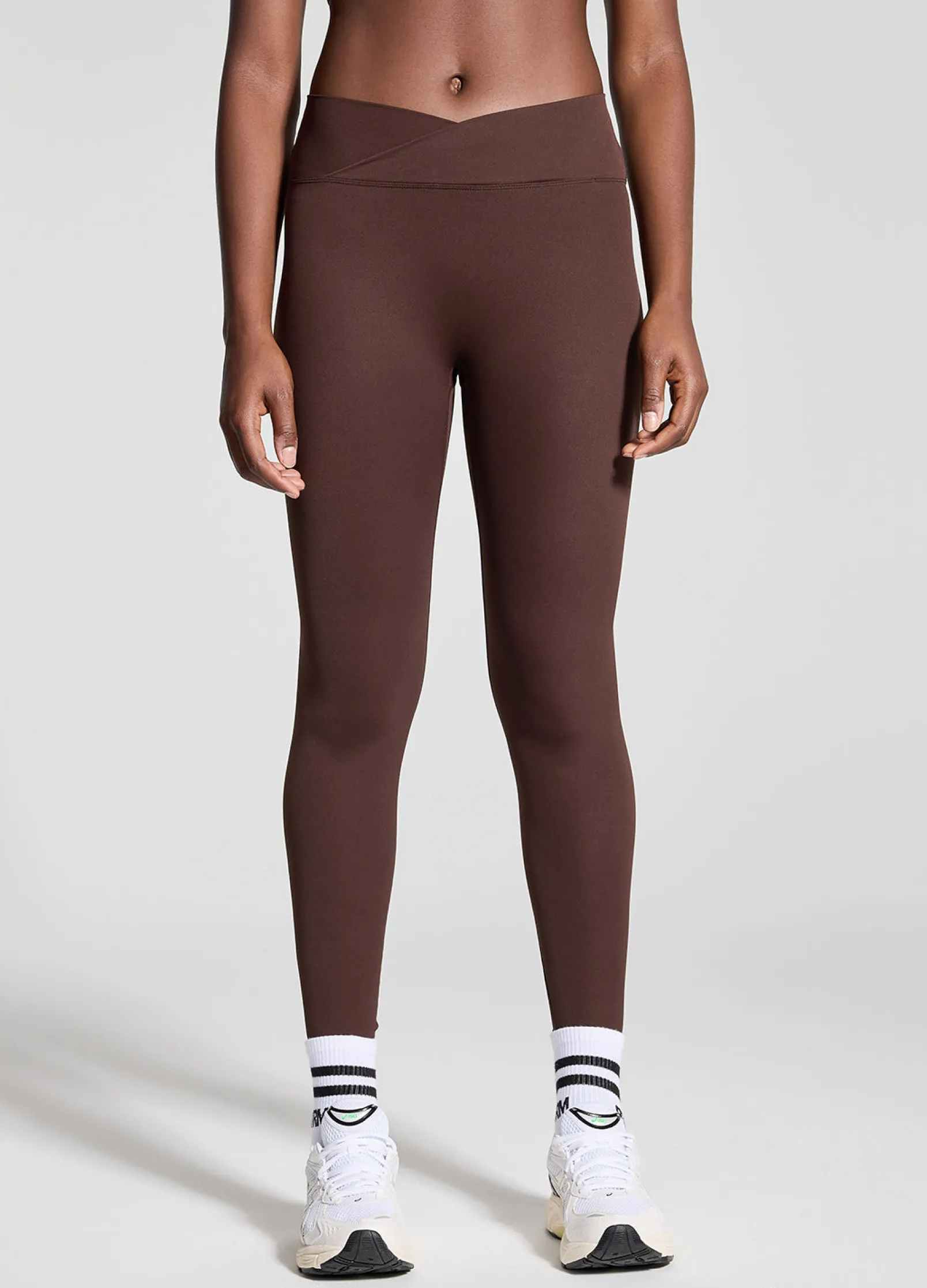 Scrunch-Leggings mit V-Bund