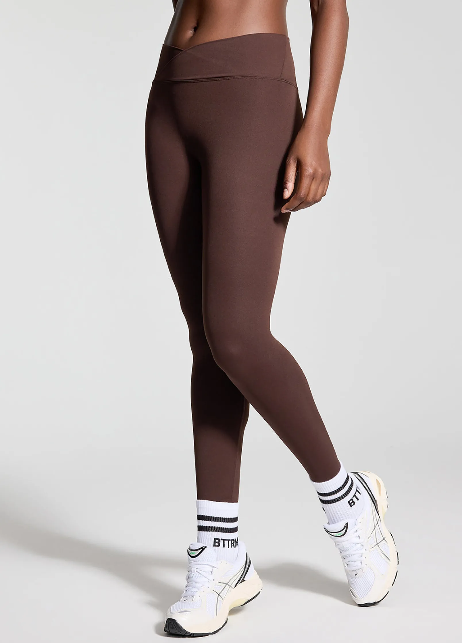 Scrunch-Leggings mit V-Bund