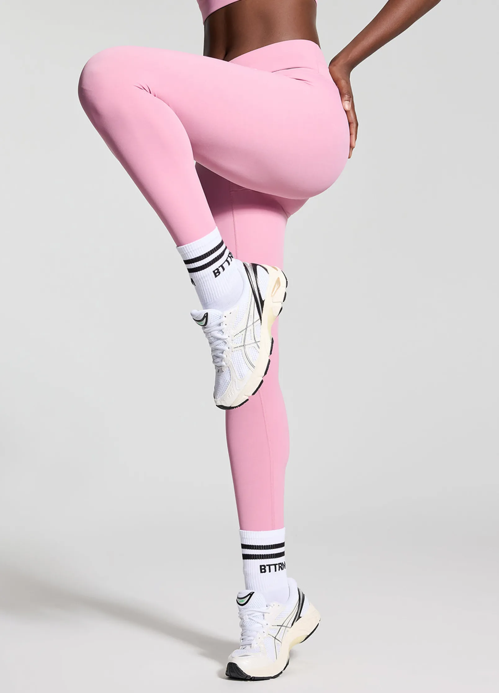 Scrunch-Leggings mit V-Bund