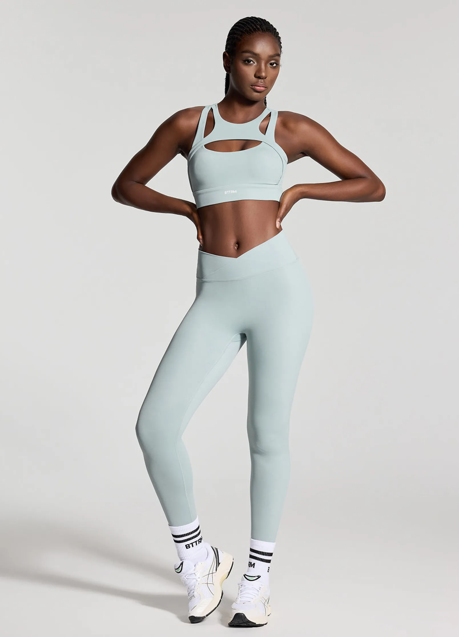 Scrunch-Leggings mit V-Bund