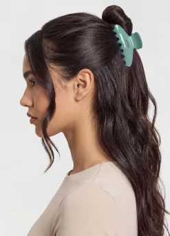Small Claw Hair Clip