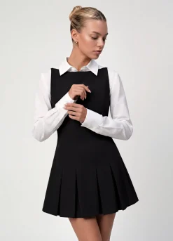Strukturiertes Minikleid mit Plisseerock